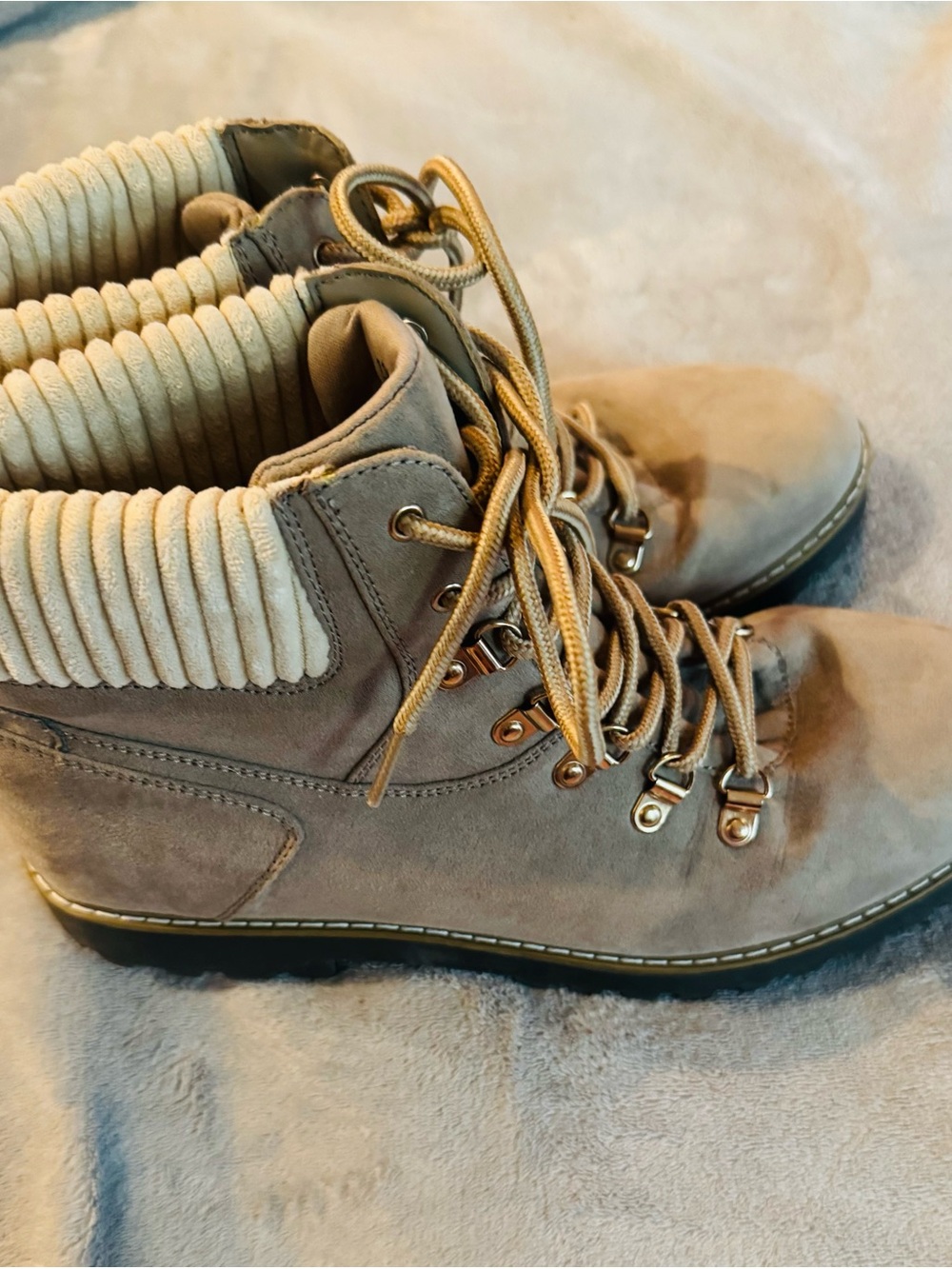 Women’s Taupe Lace-Up Ankle Boots with Quilted Collar